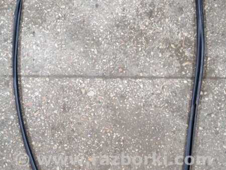 ФОТО Направляющая стекла задняя правая для Subaru Legacy IV BL/BP (03-09) Київ