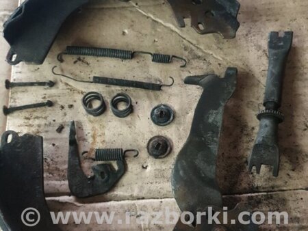 ФОТО Комплект колодок и механизмов ручного торомоза задний левый для Subaru Forester SG S11 (02-08) Київ