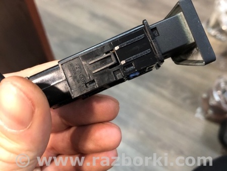 ФОТО Кнопка для Hyundai ix35 I LM/EL Tucson (10-17) Київ