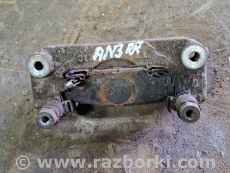 ФОТО Скоба суппорта задняя правая для Subaru XV I GP/G33 (11-16) Київ