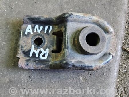 ФОТО Крепление радиатора правое для Subaru Legacy IV BL/BP (03-09) Київ