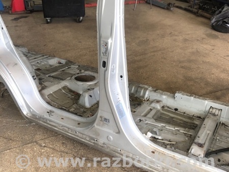 ФОТО Центральная стойка кузова правая для Hyundai Santa Fe II CM (06-12) Київ