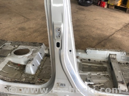 ФОТО Центральная стойка кузова правая для Hyundai Santa Fe II CM (06-12) Київ