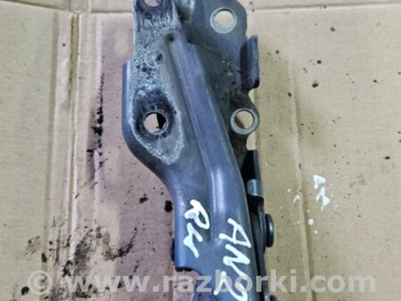 ФОТО Петли капота для Subaru Legacy IV BL/BP (03-09) Київ