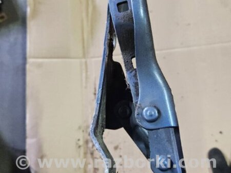 ФОТО Петли капота для Subaru Legacy IV BL/BP (03-09) Київ