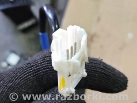 ФОТО Замок ремня безопасности для Subaru Legacy IV BL/BP (03-09) Київ