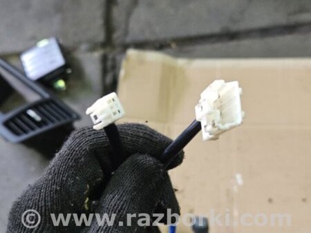 ФОТО Замок ремня безопасности для Subaru Legacy IV BL/BP (03-09) Київ