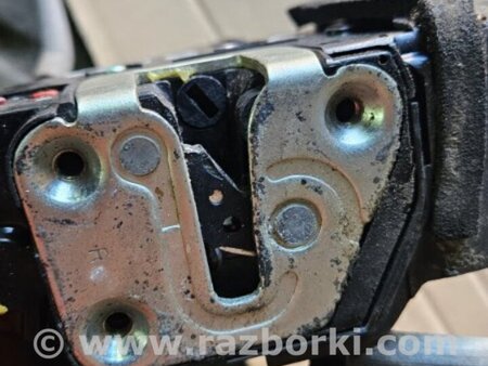 ФОТО Замок двери задний правый для KIA Sportage SL (10-16) Київ