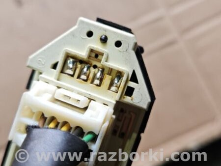 ФОТО Кнопка передняя правая для KIA Sportage SL (10-16) Київ