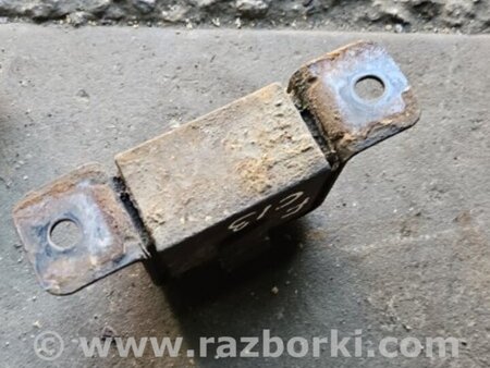 ФОТО Кронштейн передний для KIA Sportage SL (10-16) Київ