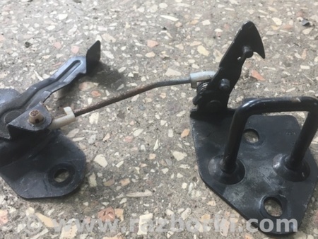 ФОТО Петля капота для Subaru Tribeca B9 (05-08) Київ