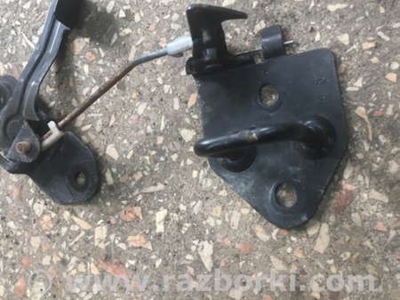 ФОТО Петля капота для Subaru Tribeca B9 (05-08) Київ