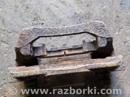 ФОТО Скоба суппорта задняя левая для Subaru XV I GP/G33 (11-16) Київ