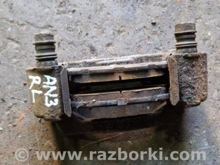 ФОТО Скоба суппорта задняя левая для Subaru XV I GP/G33 (11-16) Київ