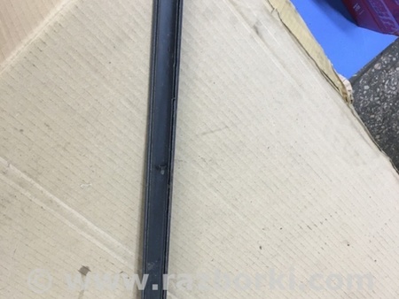 ФОТО Накладка на дверь передняя правая для Subaru Legacy IV BL/BP (03-09) Київ