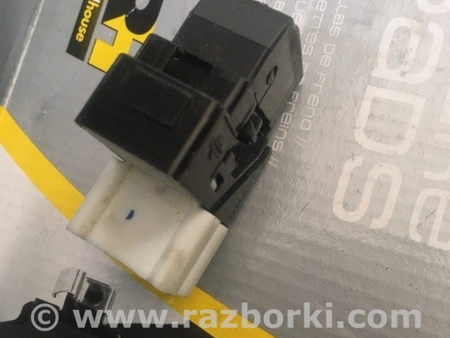 ФОТО Кнопка стеклоподъемника задняя правая для Subaru Tribeca B9 (05-08) Київ