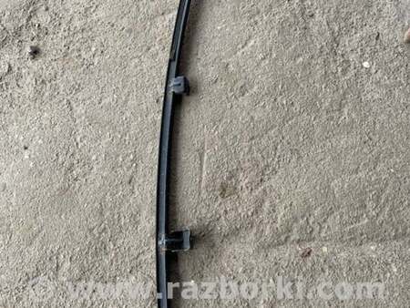 ФОТО Направляющая стекла передняя правая для Subaru Forester SJ S13 (12-18) Київ