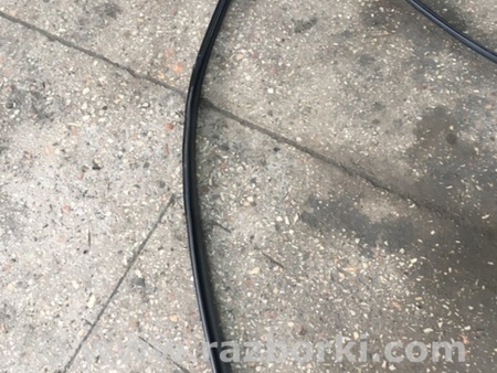 ФОТО Направляющая стекла передняя правая для Subaru Tribeca B9 (05-08) Київ