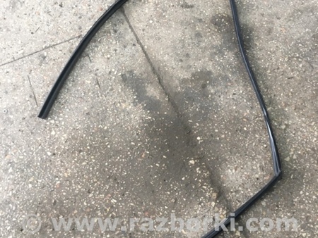 ФОТО Направляющая стекла передняя правая для Subaru Tribeca B9 (05-08) Київ