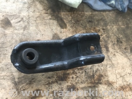 ФОТО Крепление радиатора для Subaru Tribeca B9 (05-08) Київ