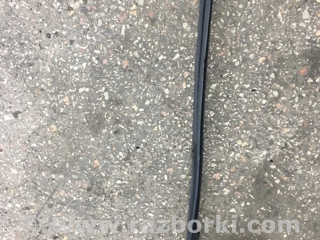 ФОТО Направляющая стекла задняя левая для Subaru Tribeca B9 (05-08) Київ