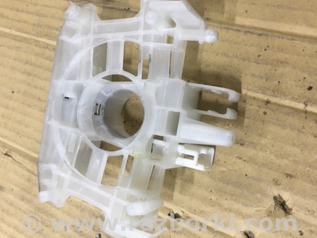 ФОТО Кронштейн для Subaru Tribeca B9 (05-08) Київ