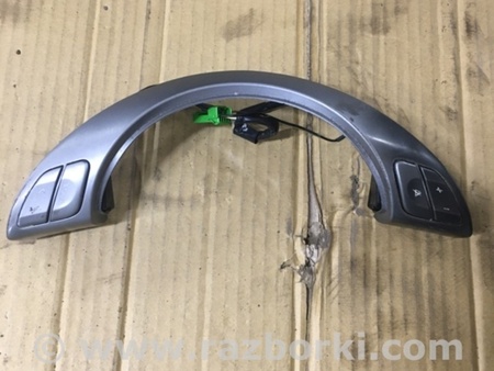 ФОТО Кнопки руля для Subaru Tribeca B9 (05-08) Київ
