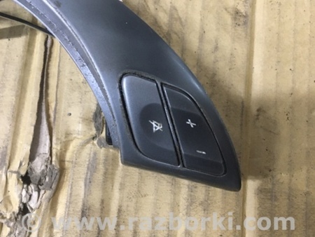 ФОТО Кнопки руля для Subaru Tribeca B9 (05-08) Київ