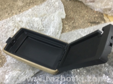 ФОТО Подлокотник для Subaru Tribeca B9 (05-08) Київ