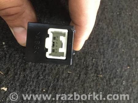 ФОТО Кнопка для Subaru Tribeca B9 (05-08) Київ