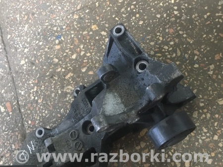 ФОТО Кронштейн для Audi (Ауди) Q5 I 8R (08-17) Київ