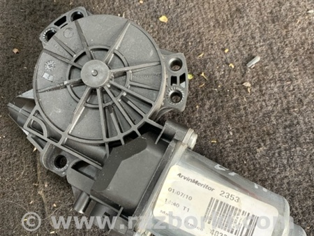 ФОТО Моторчик стеклоподьемника задний правый для Hyundai ix35 I LM/EL Tucson (10-17) Київ