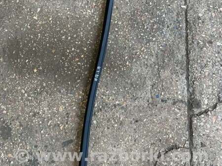 ФОТО Направляющая стекла передняя левая для Hyundai ix35 I LM/EL Tucson (10-17) Київ