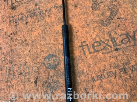 ФОТО Амортизатор багажника задний правый для Hyundai ix35 I LM/EL Tucson (10-17) Київ