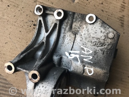 ФОТО Кронштейн для KIA Sorento 1 BL (02-09) Київ