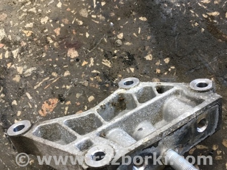 ФОТО Кронштейн передний для Hyundai ix35 I LM/EL Tucson (10-17) Київ