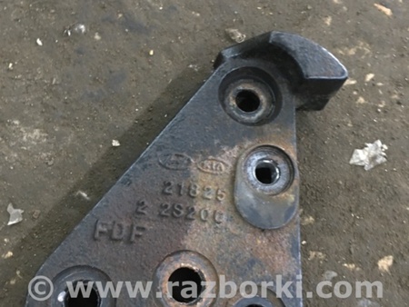 ФОТО Кронштейн передний для Hyundai ix35 I LM/EL Tucson (10-17) Київ