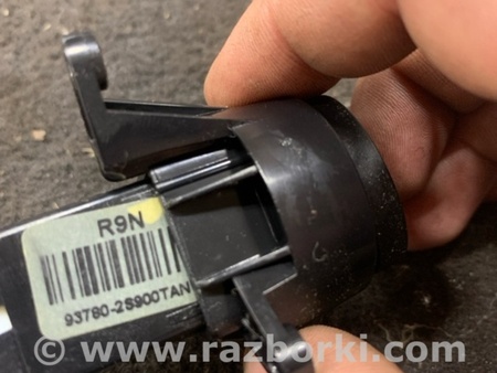 ФОТО Кнопка для Hyundai ix35 I LM/EL Tucson (10-17) Київ