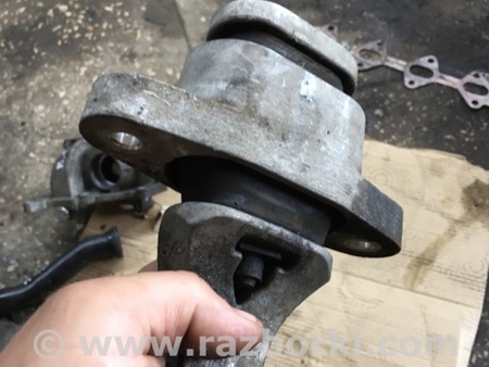 ФОТО Подушка двигателя для Hyundai ix35 I LM/EL Tucson (10-17) Київ
