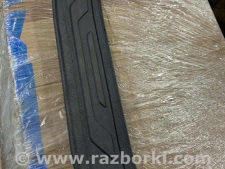 ФОТО Накладка на порог в салоне задняя правая для KIA Sorento 2 XM (09-14) Київ