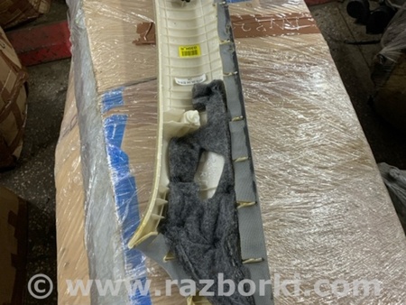 ФОТО Пластик салона передний правый для KIA Sorento 2 XM (09-14) Київ