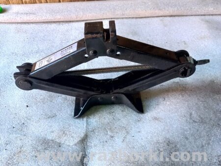 ФОТО Домкрат для Subaru Legacy IV BL/BP (03-09) Київ