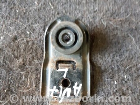 ФОТО Крепление радиатора для Subaru Legacy IV BL/BP (03-09) Київ