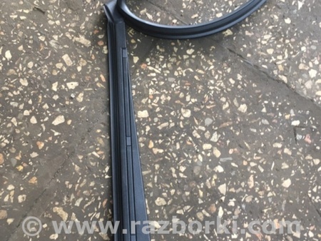 ФОТО Уплотнительная резинка задняя правая для Subaru Outback V BS (14-21) Київ