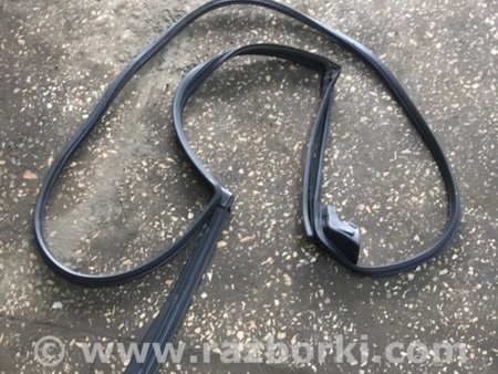 ФОТО Уплотнительная резинка задняя левая для Subaru Outback V BS (14-21) Київ