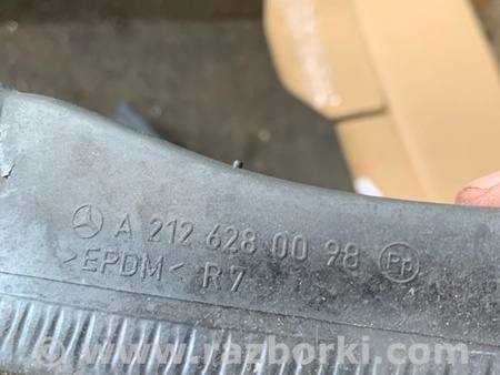 ФОТО Уплотнительная резинка передняя правая для Mercedes-Benz E-CLASS W212 (09-16) Київ