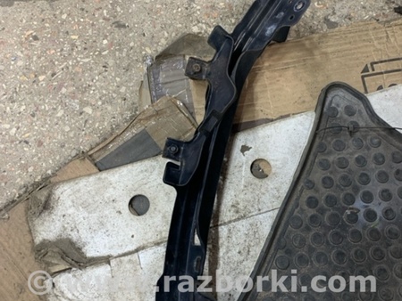 ФОТО Крепление фары переднее правое для Subaru Forester SG S11 (02-08) Київ