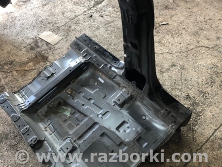 ФОТО Центральная стойка кузова правая для KIA Sorento 2 XM (09-14) Київ