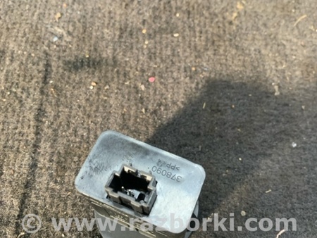 ФОТО Замок для KIA Sorento 2 XM (09-14) Київ