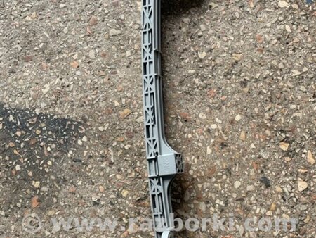 ФОТО Направляющая стекла задняя правая для KIA Sorento 2 XM (09-14) Київ